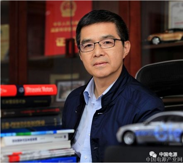 欧阳明高：中国300瓦时/公斤动力电池已经接近应用要求