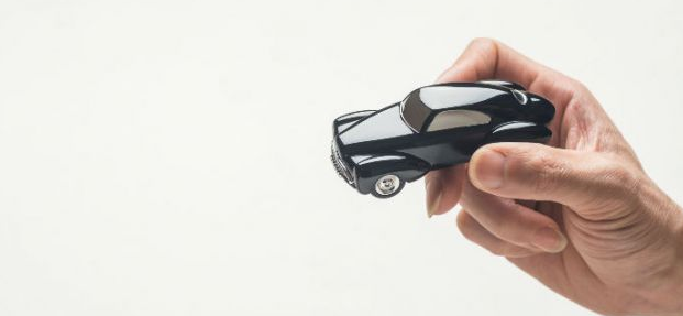 “双积分”泰山压顶：车企凑积分上演一夜逆转