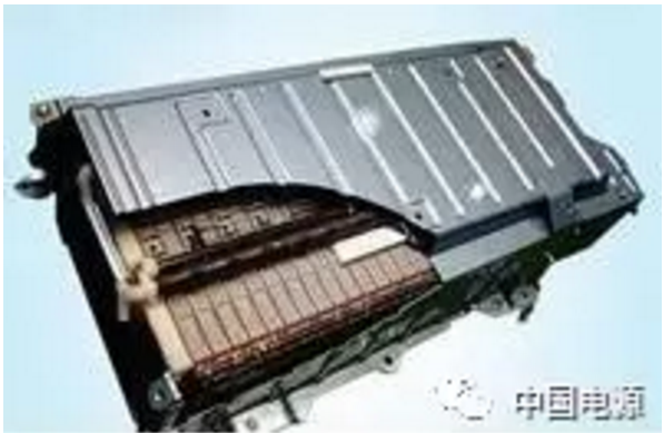 电动汽车动力电池能量密度达到260Wh/kg