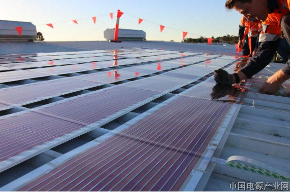 汉能的竞争对手来了！澳大学独立研发并成功打印薄膜太阳能电池