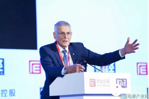 诺奖得主：今天技术的最大限制，主要是材料技术的限制！