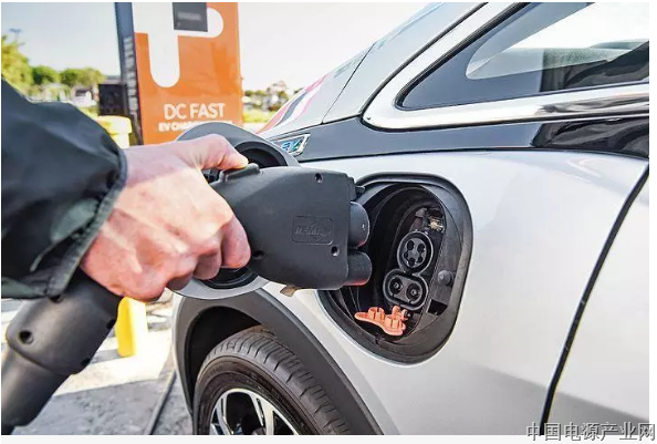 中日统一充电标准背后的利益与博弈