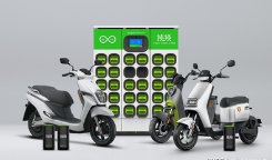 第一批新能源车主换电池：“25万买车，12万换电池”“费用高过汽车残值”