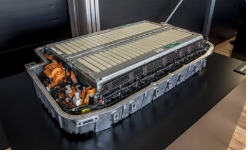 全固态电池产业化提速